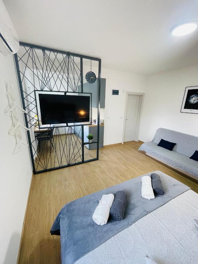 Muki Apartments Surčin Exteriér fotografie