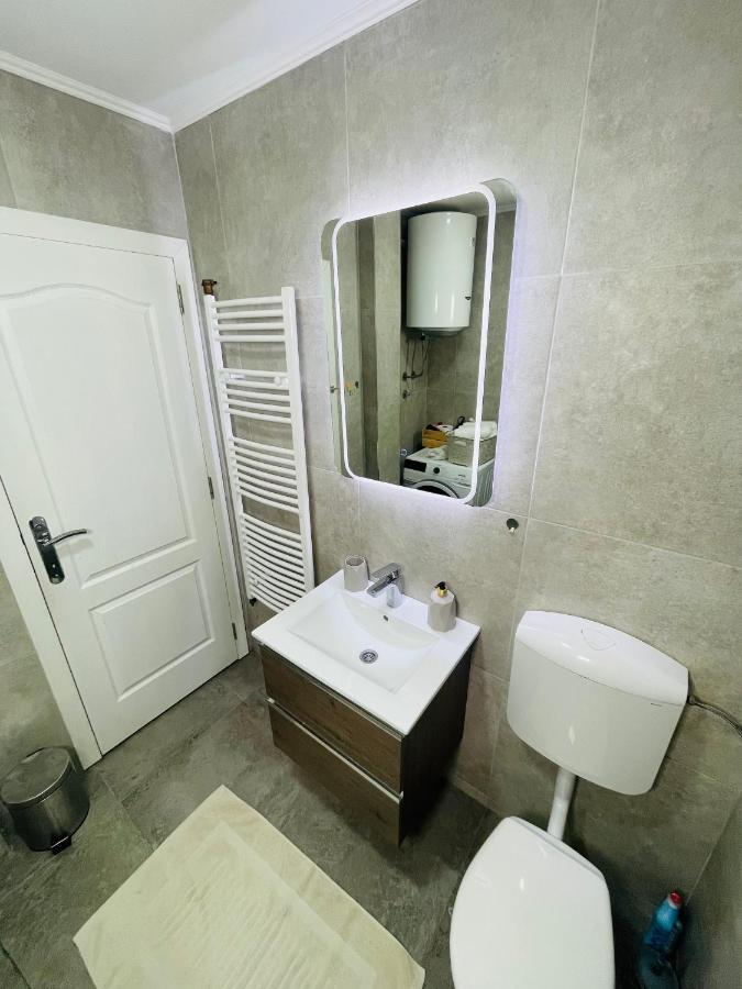 Muki Apartments Surčin Exteriér fotografie