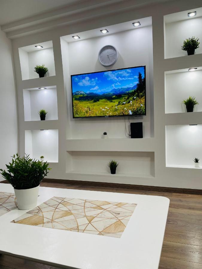 Muki Apartments Surčin Exteriér fotografie